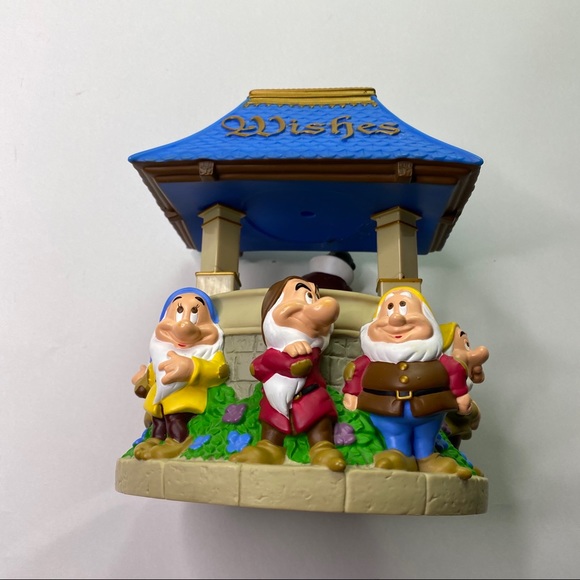 Snow White Wishing Well Plastic Disney Bank Kids - Picture 15 of 16